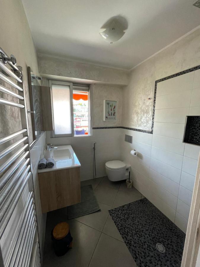 Superbe 2 Pieces Appartement A 5Min De La Mer Free Wifi Et Parking Nice Bagian luar foto
